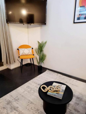 Stepney Green Gated Area with Parking & Garden